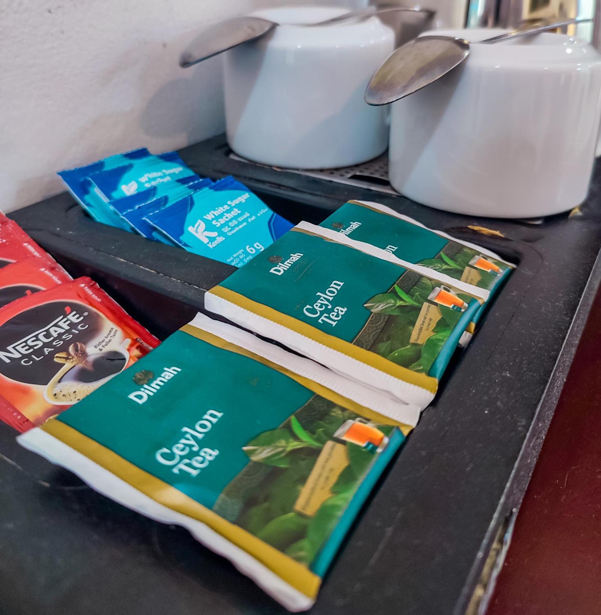 Hotel Elephant Park - New Deal! Half Off Airport Pickups Available Pinnawala  Eksteriør billede