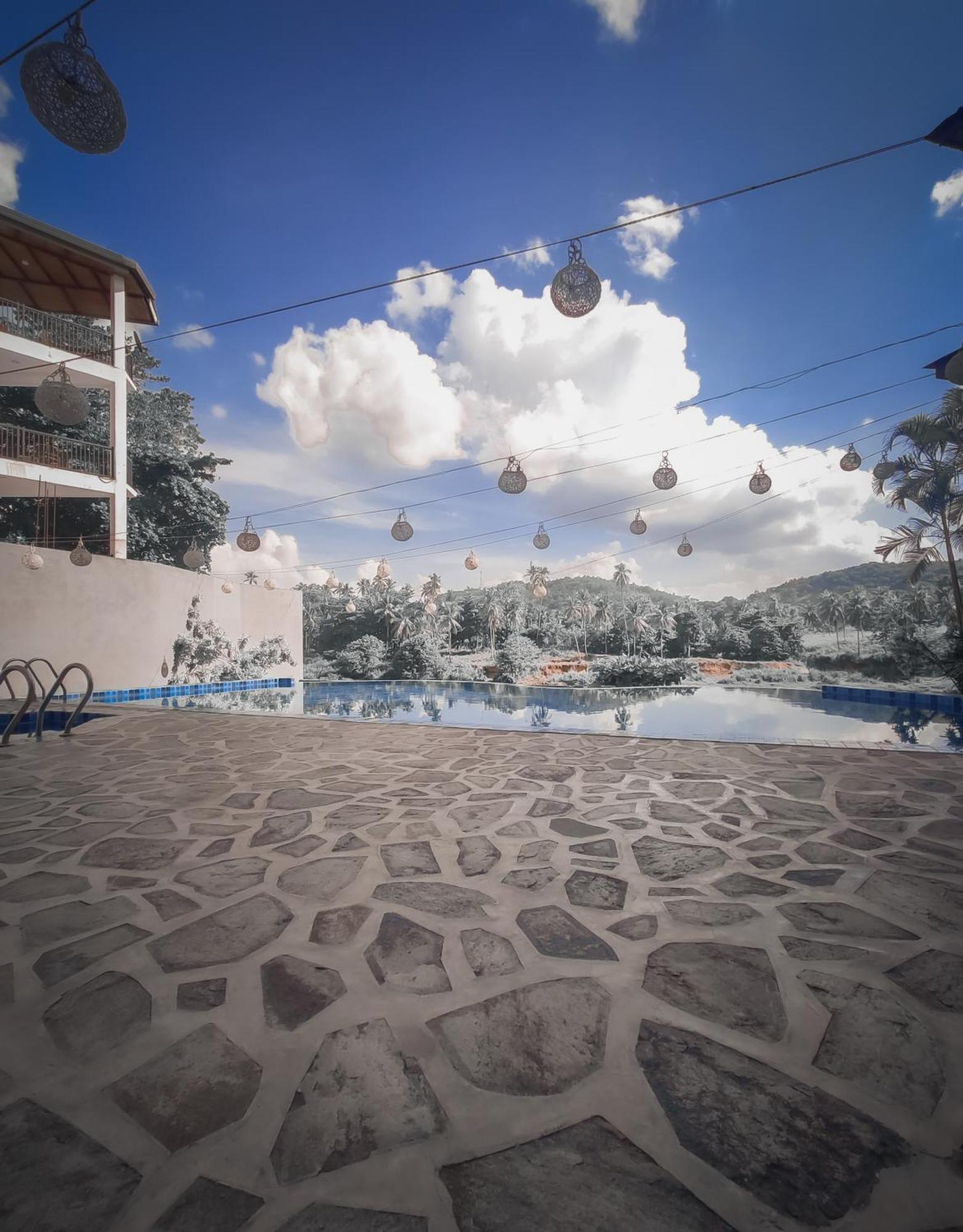 Hotel Elephant Park - New Deal! Half Off Airport Pickups Available Pinnawala  Eksteriør billede
