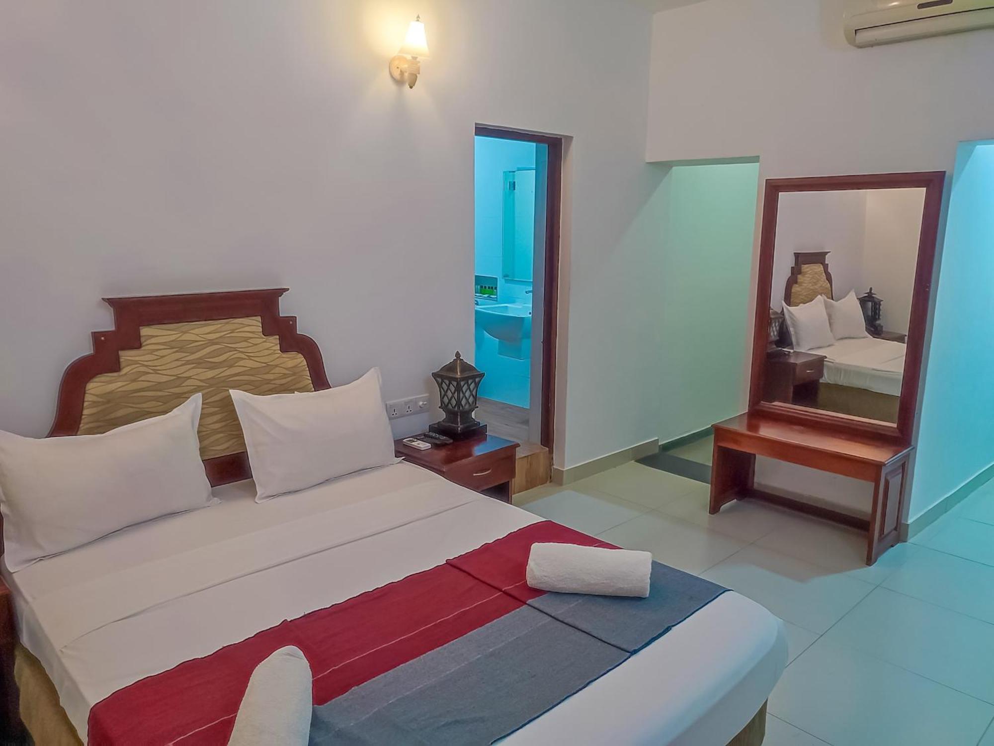 Hotel Elephant Park - New Deal! Half Off Airport Pickups Available Pinnawala  Eksteriør billede