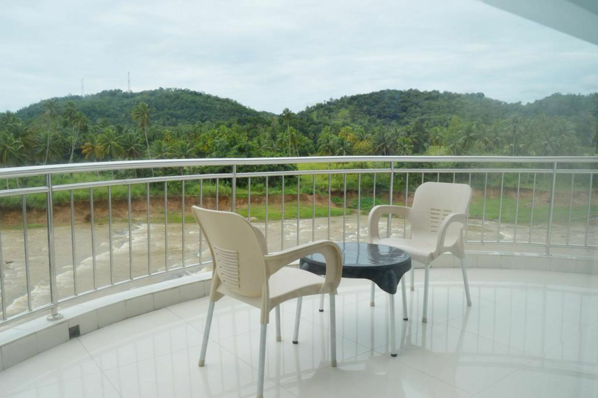 Hotel Elephant Park - New Deal! Half Off Airport Pickups Available Pinnawala  Eksteriør billede
